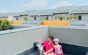 Nguyen Can Shoptel Wyndham Thanh Thuy